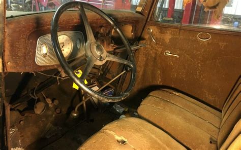 1934 ford tudor sheet metal|1933 Ford interior panels.